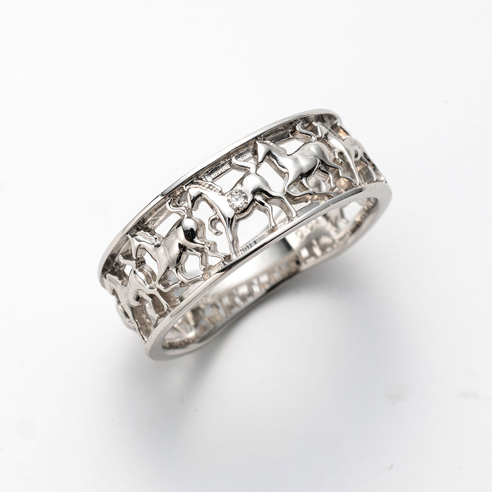 PT950 ダイヤ 馬九行久(うまくいく)リング 0.01ct